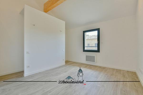 Maison
         8 pièces
        - 219 m² Exclusivité