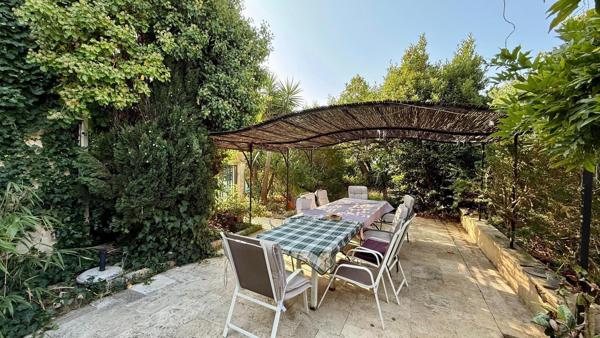 Grimaud — Rare Hillside Estate, Gulf of St-Tropez