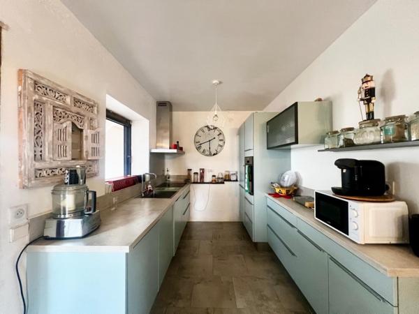 Grimaud — Rare Hillside Estate, Gulf of St-Tropez