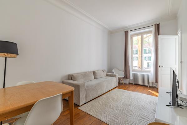 Secteur Jaurès - Bel appartement 2 pièces - Proche métro et marché Escudier