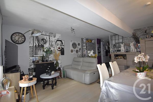 Maison à vendre  4 pièces - 92,15 m2 LAVAL - 53