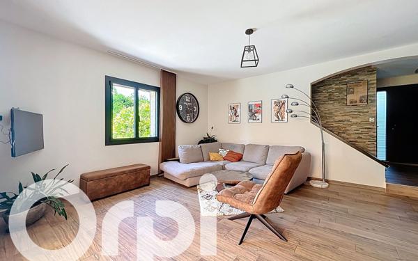 Maison à vendre    5 pièces • 179 m2 Valleiry