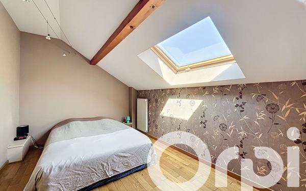 Maison à vendre    5 pièces • 179 m2 Valleiry