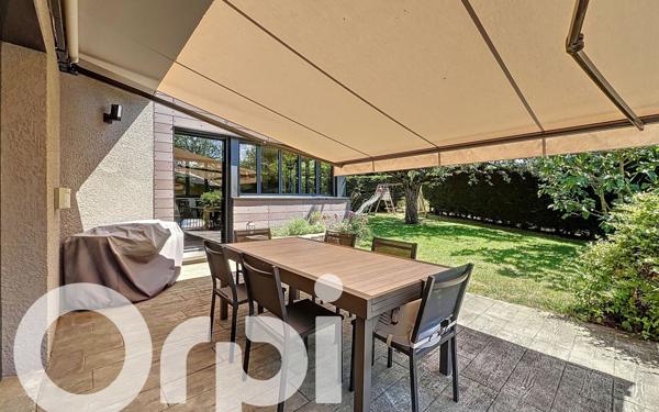 Maison à vendre    5 pièces • 179 m2 Valleiry