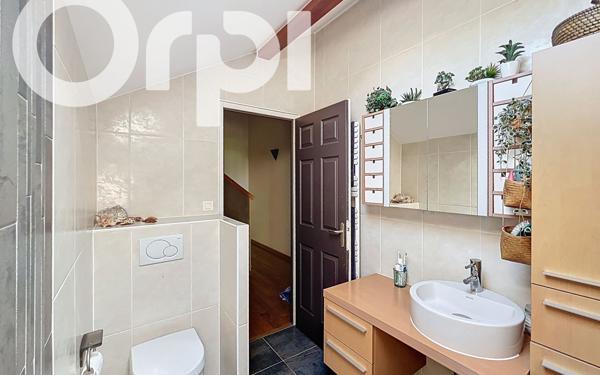 Maison à vendre    5 pièces • 179 m2 Valleiry