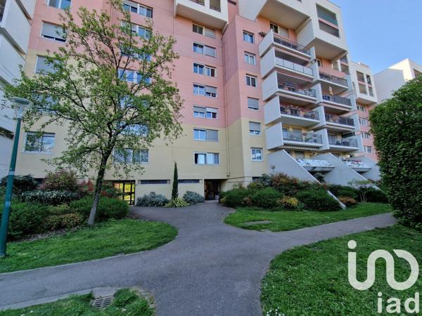 Appartement 4 pièces de 72 m² à Grenoble (38100)