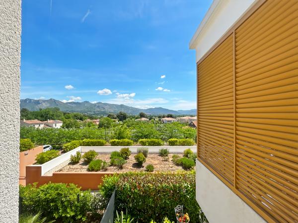 Aubagne (13400) 4 pièces standing Quartier Solans à Aubagne avec piscine