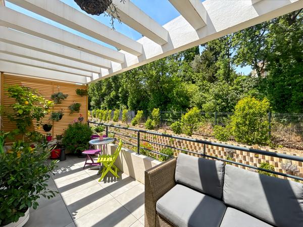 Aubagne (13400) 4 pièces standing Quartier Solans à Aubagne avec piscine