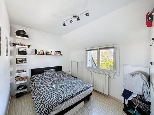 Maison 3 chambres, bureau, jardin et garage - 110m² - Hennebont, rive droite
