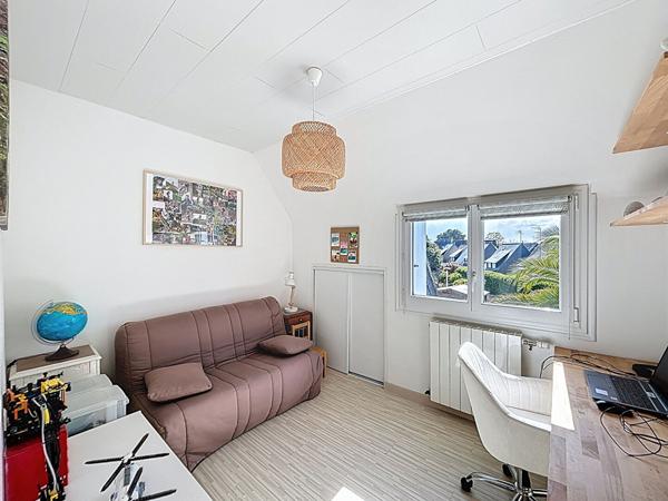 Maison 3 chambres, bureau, jardin et garage - 110m² - Hennebont, rive droite