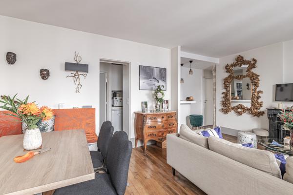 Paris 7ème – École Militaire / Tour-Maubourg – 3 pièces 54 m² entièrement rénové