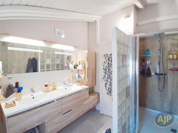 Vente maison La Roche Sur Yon : 449 350 € - AJP Immobilier La Roche-sur-Yon