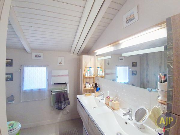 Vente maison La Roche Sur Yon : 449 350 € - AJP Immobilier La Roche-sur-Yon