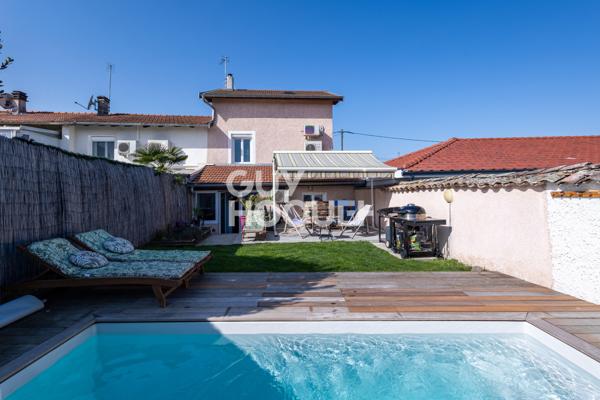 Maison de charme rénovée – 4 chambres – extérieur avec piscine