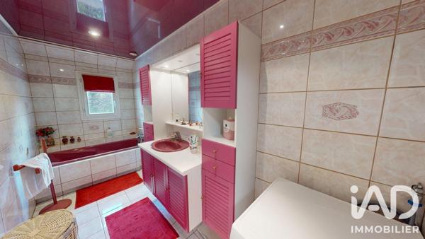 Maison à vendre 6 pièces 150 m² Vaux-le-Pénil