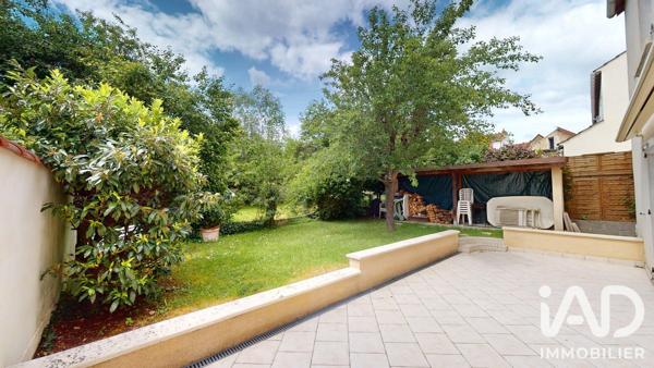 Maison à vendre 6 pièces 150 m² Vaux-le-Pénil