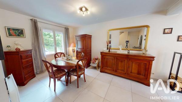 Maison à vendre 6 pièces 150 m² Vaux-le-Pénil