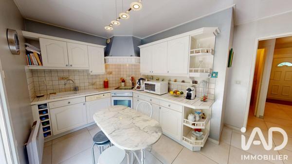 Maison à vendre 6 pièces 150 m² Vaux-le-Pénil
