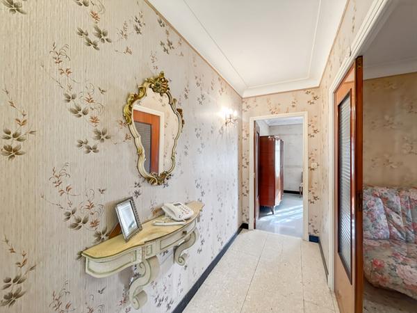 APPARTEMENT DE TYPE 3/4 PIÈCES GRANDE CORNICHE AVEC VUE