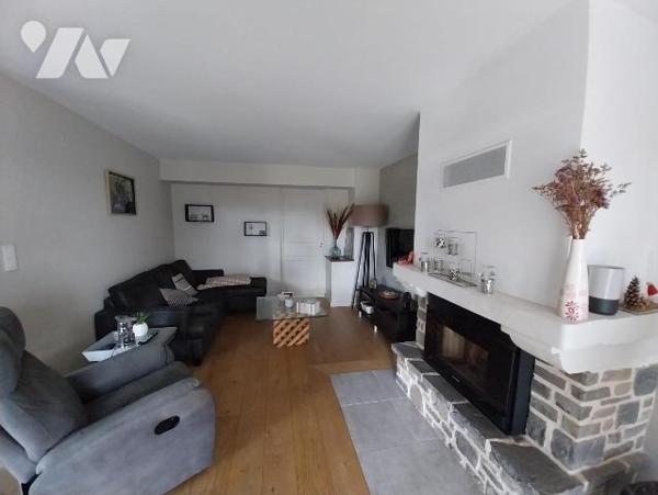 Maison à Vendre à Balazé (35500) en Ille-et-Vilaine (35)

Proche VITRE. Cette maison de 120 m...