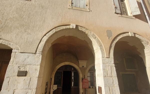 Appartement à vendre    2 pièces • 45,81 m2 Pont-Saint-Esprit