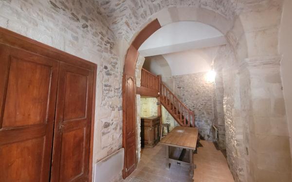 Appartement à vendre    2 pièces • 45,81 m2 Pont-Saint-Esprit