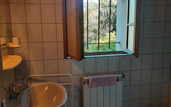 Maison à vendre    5 pièces •  Saint-Amans-Soult