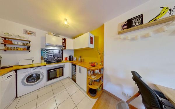 Appartement à louer    3 pièces • 66,79 m2 Villeurbanne