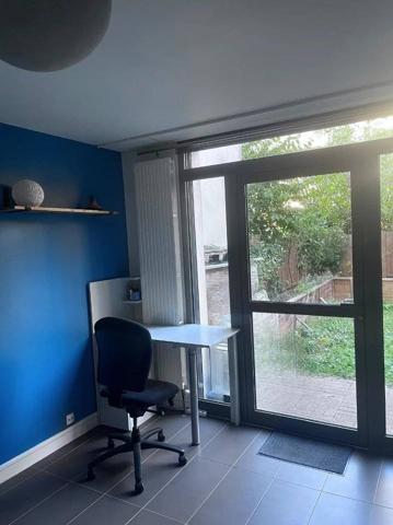 Maison de ville – Rennes Saint-Hélier, volumes et jardin