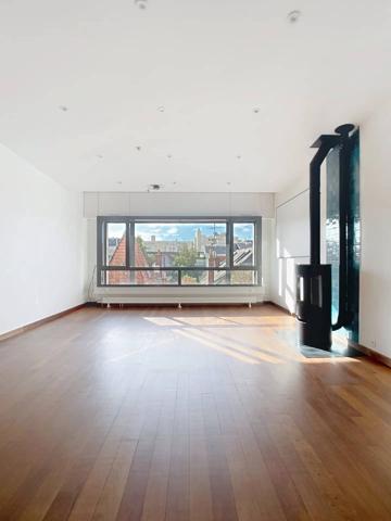 Maison de ville – Rennes Saint-Hélier, volumes et jardin