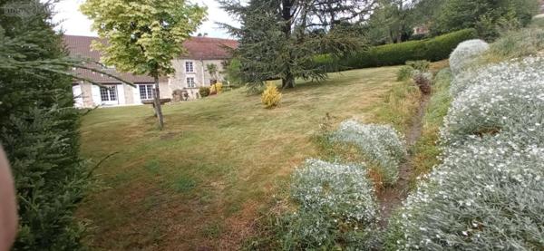 Corps de ferme à vendre à Vieux-Moulins en Haute-Marne (52200), ref : 52020-41