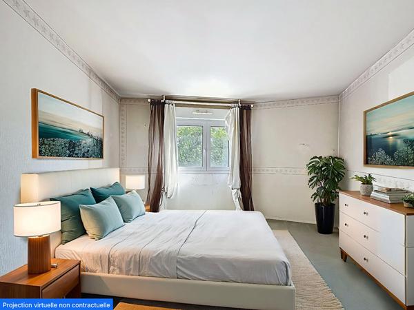 Appartement à Meaux d'environ 50 m2 - proche commerces et écoles - une chambre - un balcon - une cave et une place de stationnement.