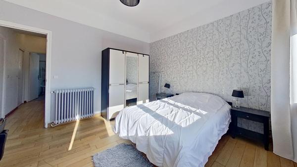 Appartement 6 pièces - 156 m² Exclusivité efficity