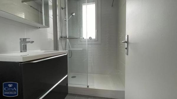 Appartement à louer 3 pièces 48.4m²