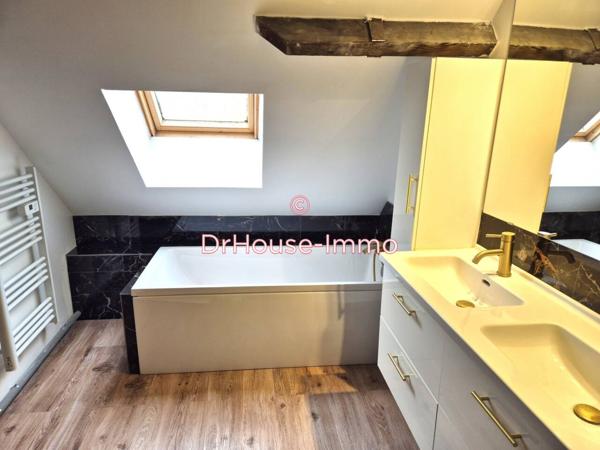 Maison à vendre 10 pièces de 226 m²