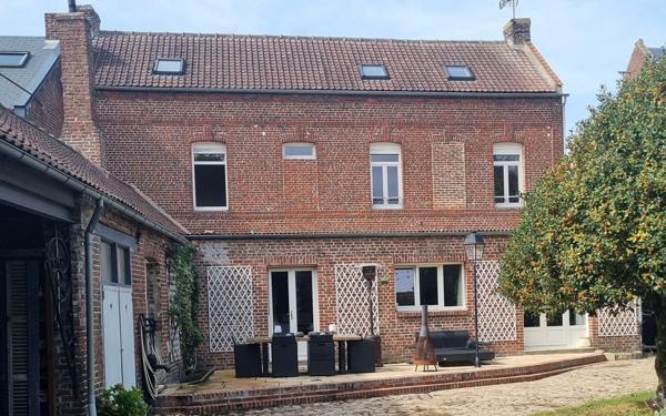 Maison à vendre    5 pièces • 268 m2 Cambrai