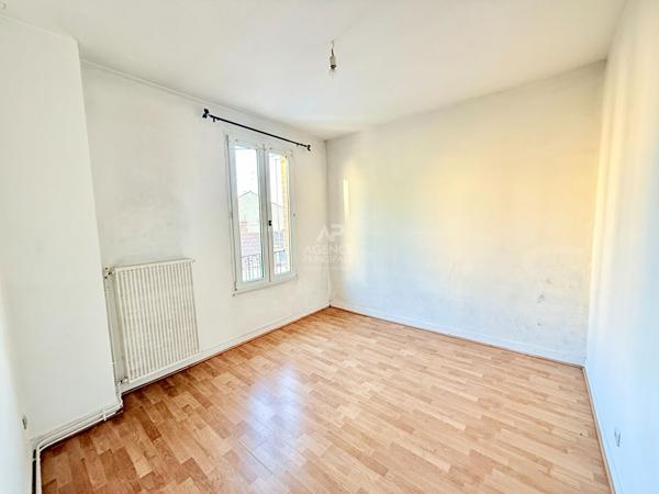 Appartement Conflans Sainte Honorine 2 pièce(s) 44 m2 133 000 € **  - Référence  7998