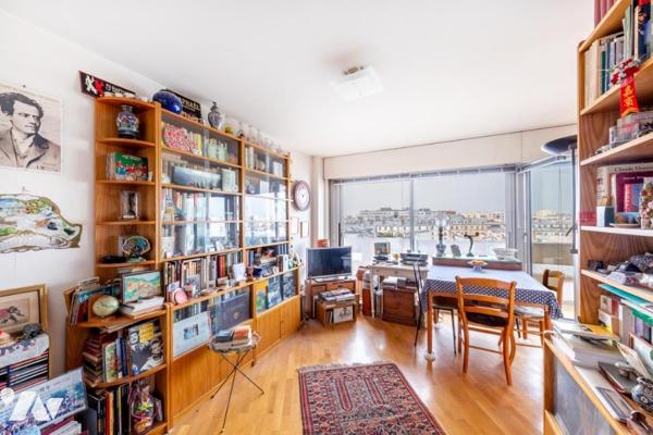 75011 - Bastille / Rue de la Roquette- Appartement 44 m² - 1 chambre - balcon / parking