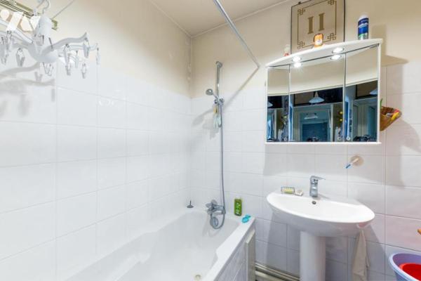 75011 - Bastille / Rue de la Roquette- Appartement 44 m² - 1 chambre - balcon / parking