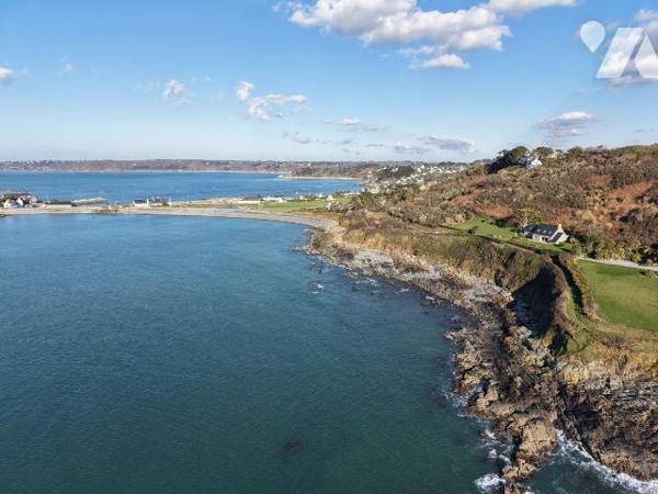 VUE MER IMPRENABLE

Maison à vendre à Trédrez-Locquémeau (22300) en Côtes-d'Armor (22)

Cet...