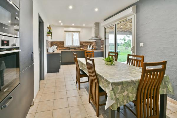 Maison à vendre 5 pièces proche de SAINT SAVINIEN