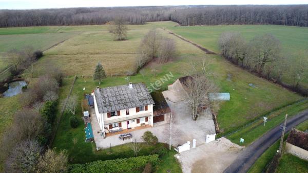 Maison rénovée 200m² à 10 min de Louhans entre Lons le Saunier et Louhans