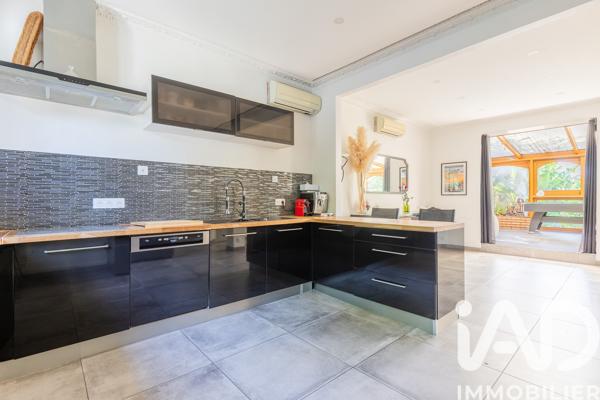 Maison à vendre 8 pièces 187 m² Villeneuve-le-Roi