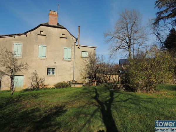 Maison de village 93 m² avec dépendances – Proche Villefranche-de-Rouergue