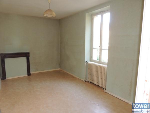 Maison de village 93 m² avec dépendances – Proche Villefranche-de-Rouergue