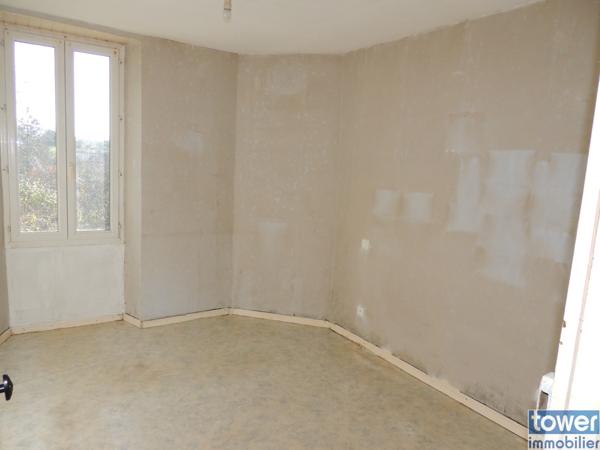 Maison de village 93 m² avec dépendances – Proche Villefranche-de-Rouergue