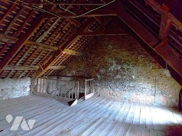 Maison en campagne  à rénover, à 5 minutes de l'échangeur de la 4 voie RENNES -SAINT MALO. Elle...