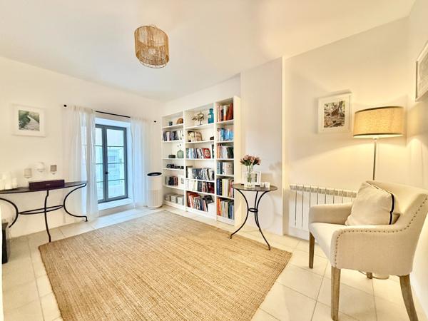 Charmante maison vigneronne rénovée avec terrasse et jacuzzi –Est de Carcassonne