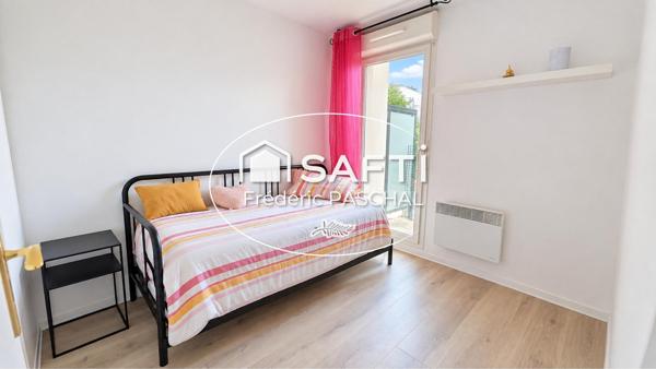 Appartement 3 pièces, Parking / Terrasse de 13 m²