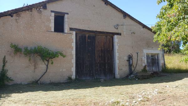 Moulin avec maison, dépendances et 1.5 ha prairies